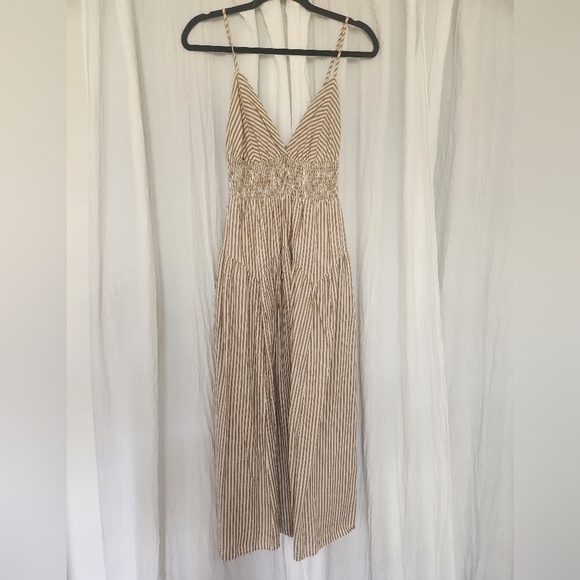 Starlow Elegant Striped Tan Maxi Dress Size M - Picture 4 of 7